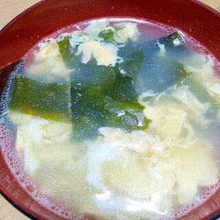 簡単にできる⭐︎わかめと卵の中華スープ